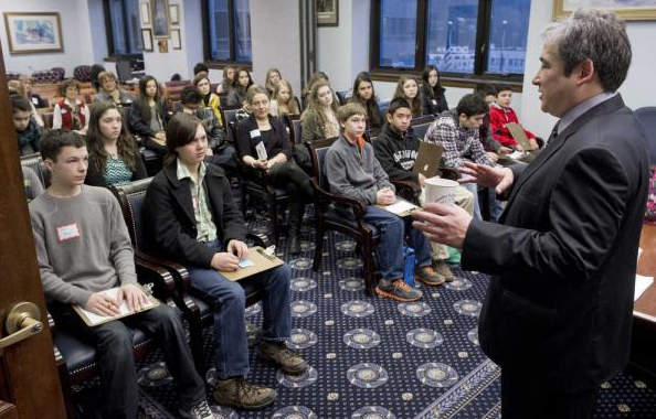 In this file photo from January 2016, Rep. Sam Kito, D-Juneau, speaks to Dzantik’i Heeni Middle School eighth graders about how their government works at the Capitol on Monday. The League of Women Voters sponsored Capitol Visits during this legislative session for all Juneau eighth graders, bringing them to the Capitol, the Dimond Courthouse and the State Office Building.