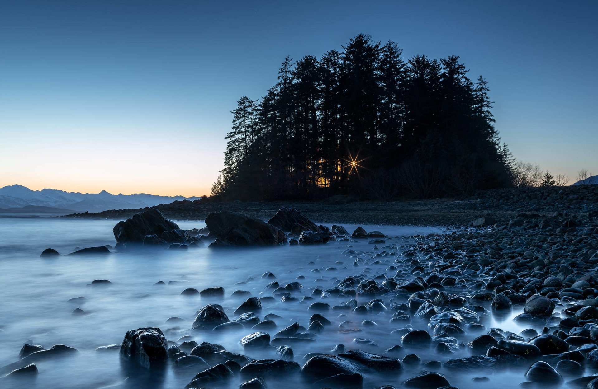 Capturing The Light Juneau Photographer Frank Lynn Pierce Juneau Empire