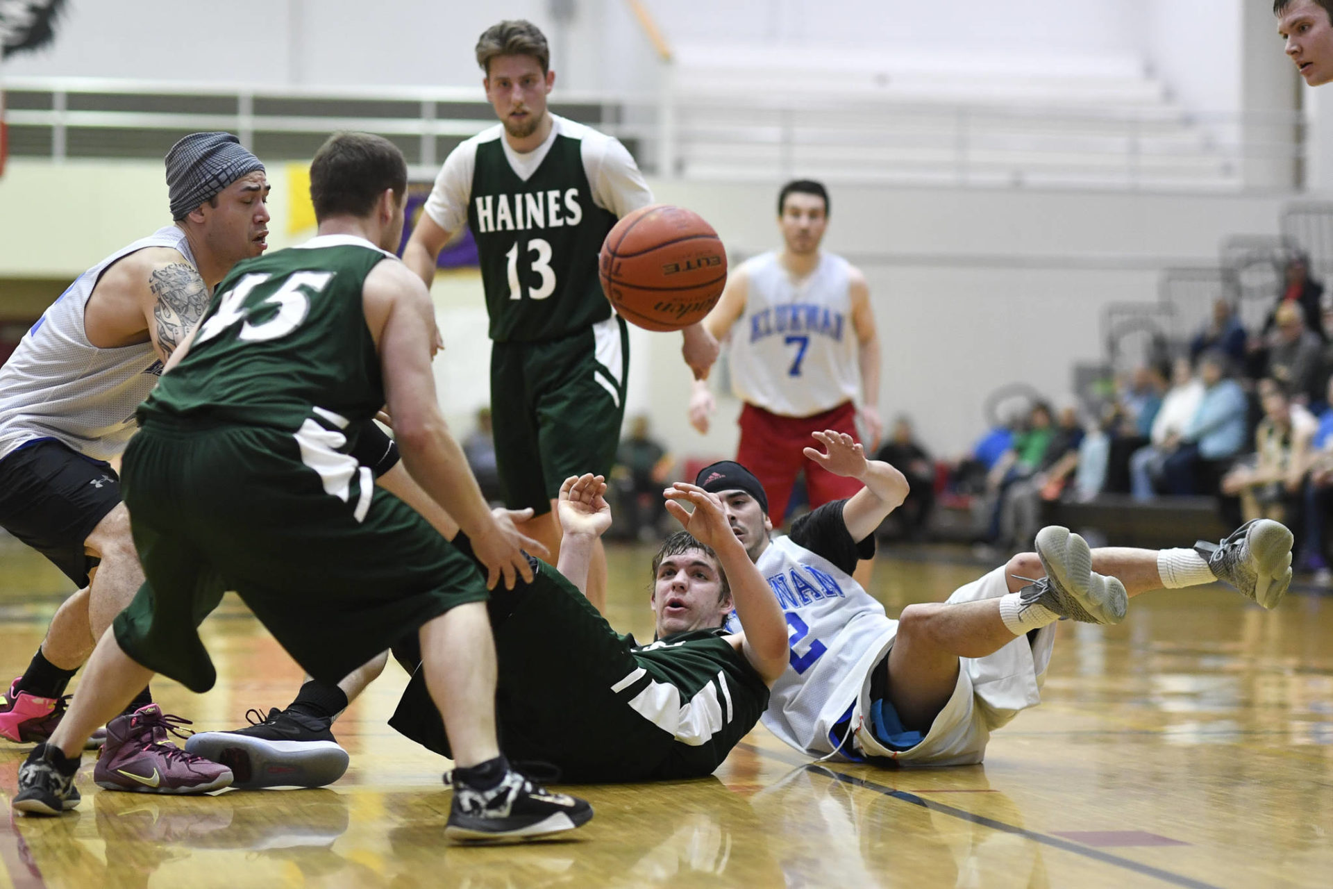 Photos Gold Medal Basketball Tournament Juneau Empire