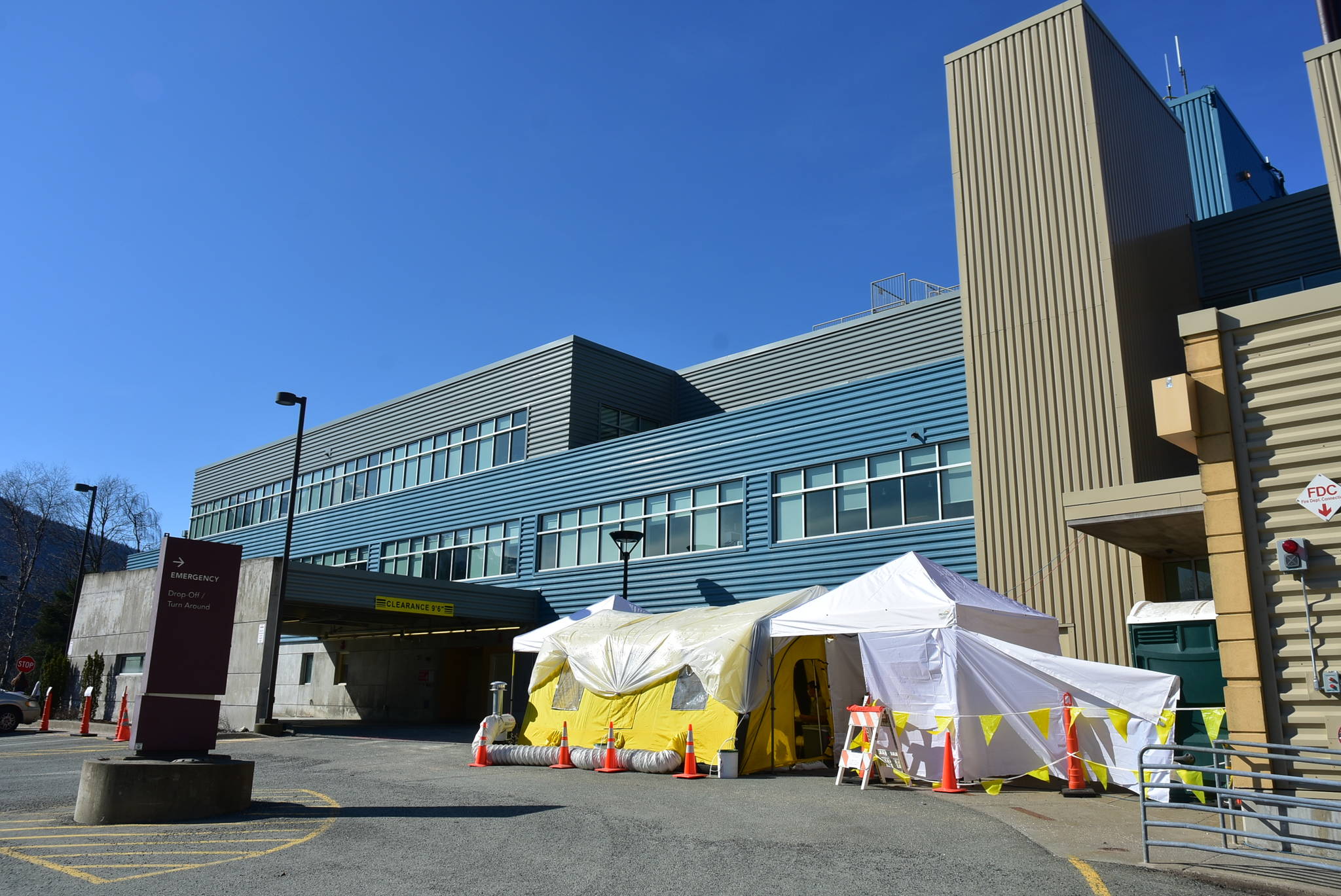 Peter Segall | Juneau Empire                                A special quarantine tent set up outside Bartlett Regional Hospital’s emergency room on March 30.