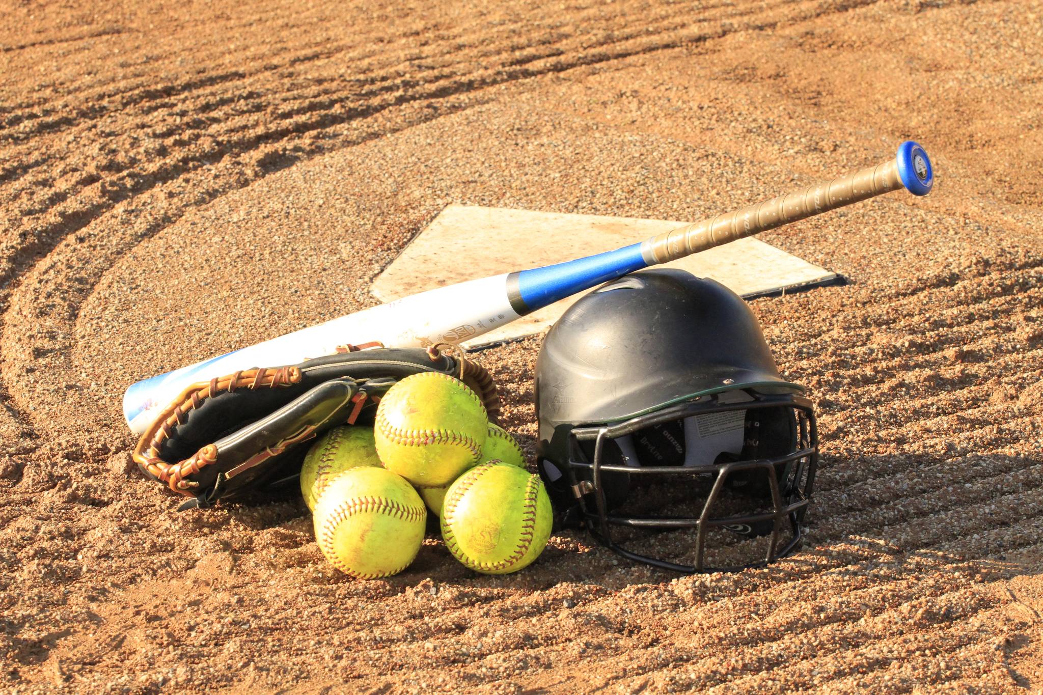 TMHS softball coaches bid farewell to seniors