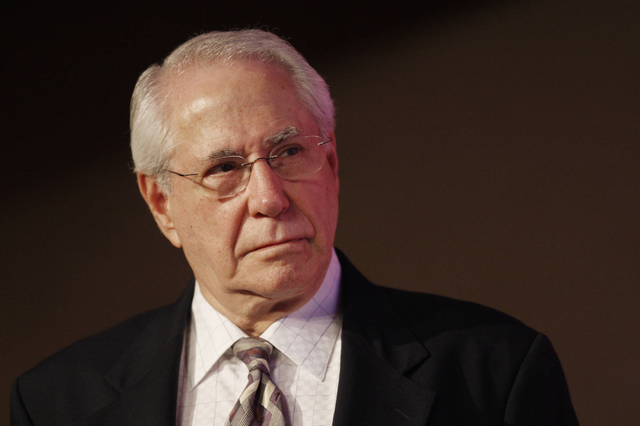 Then-Democratic presidential hopeful and former Alaska Sen. Mike Gravel speaks at the “Take Back America” political conference in Washington, in this June 2007 photo. Gravel, a former U.S. senator from Alaska who read the Pentagon Papers into the Congressional Record and confronted Barack Obama about nuclear weapons during a later presidential run, has died. He was 91. Gravel, who represented Alaska as a Democrat in the Senate from 1969 to 1981, died Saturday, June 26, 2021. Gravel had been living in Seaside, California, and was in failing health, said Theodore W. Johnson, a former aide. (AP Photo / Charles Dharapak)